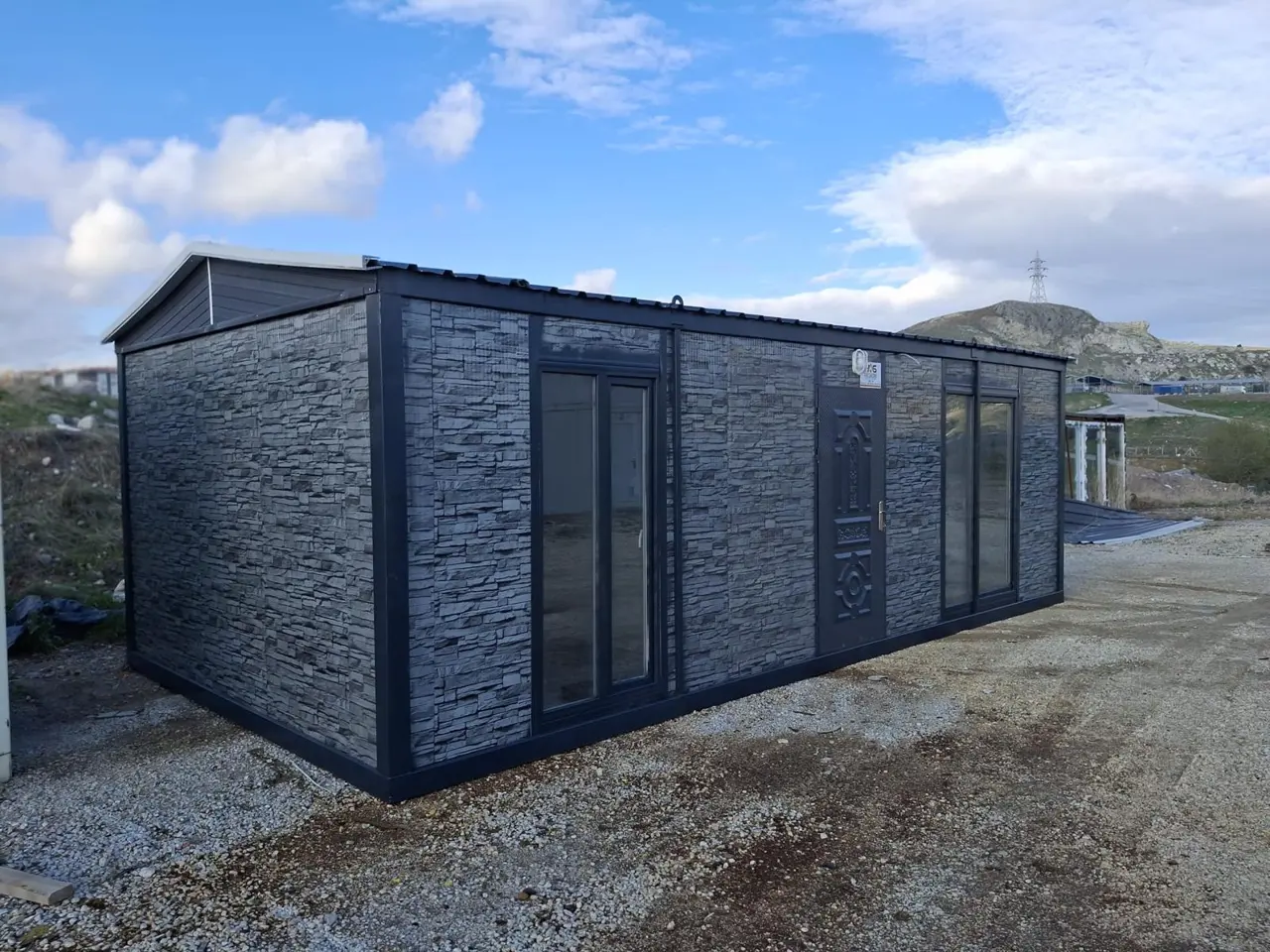 32 m² Modüler Ev: çift modülün dış görünümü