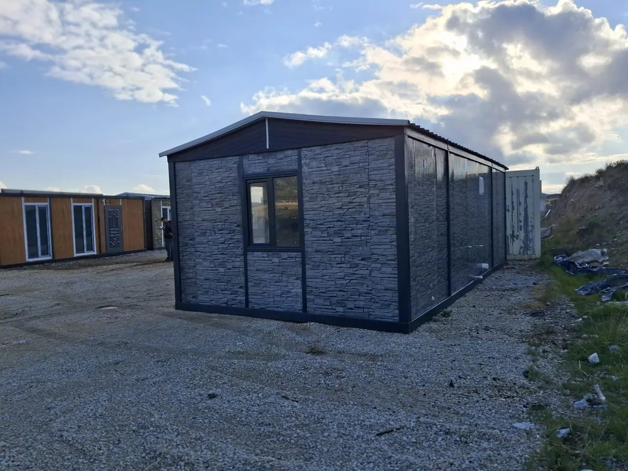 32 m² Modüler Ev: modüler giriş cephesi